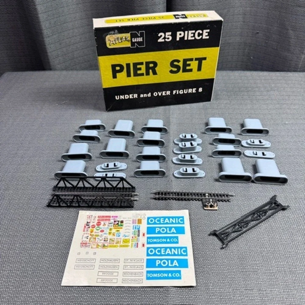 N Scale Atlas 25 piece Pier Set NOS #2541 with bridge, decals